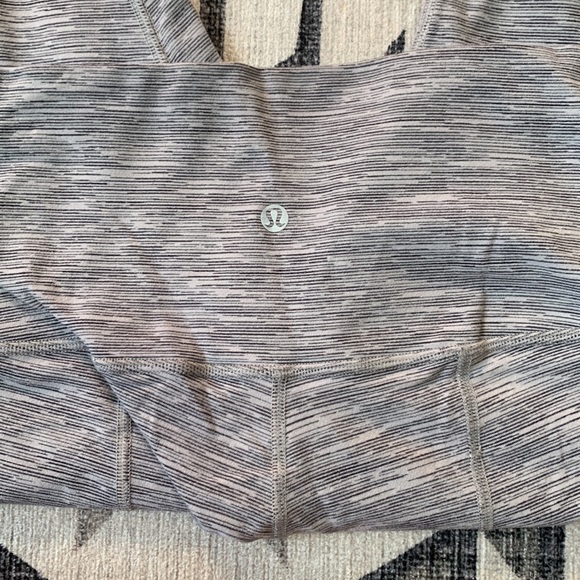 Lululemon leggings - Picture 2 of 5